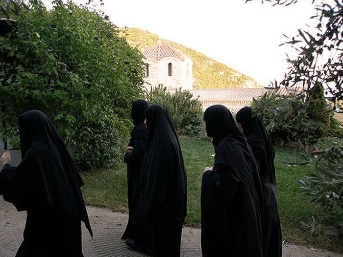 Κορωνοϊός: Κόλλησαν όλες οι μοναχές στη Μονή Αγίου Νεκταρίου