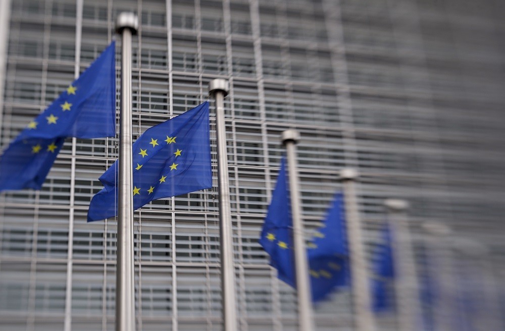 Ευρωπαϊκή Ένωση: Nέος νόμος που  διευκολύνει την αγορά φαρμάκων, εμβολίων και πρώτων υλών