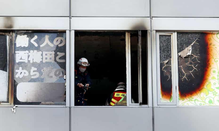 Tουλάχιστον 27 νεκροί σε πυρκαγιά στην Οσάκα