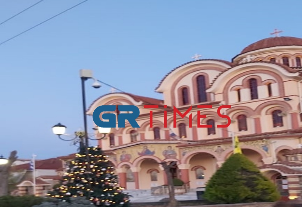 Λάρισα: Ο πιο high-tech Ιερός Ναός στην Ελλάδα με Video-Wall, on line κερί και δωρεάν rapid-test