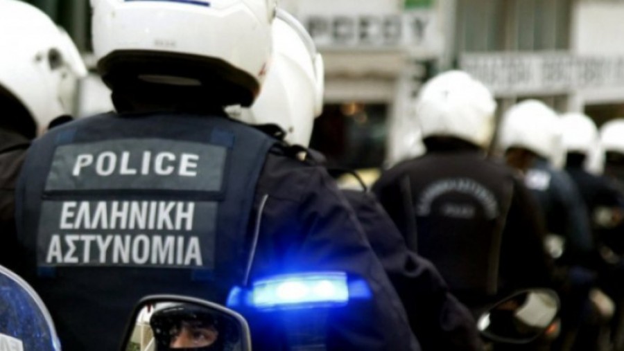 Επίθεση σε αστυνομικό στην Hλιούπολη