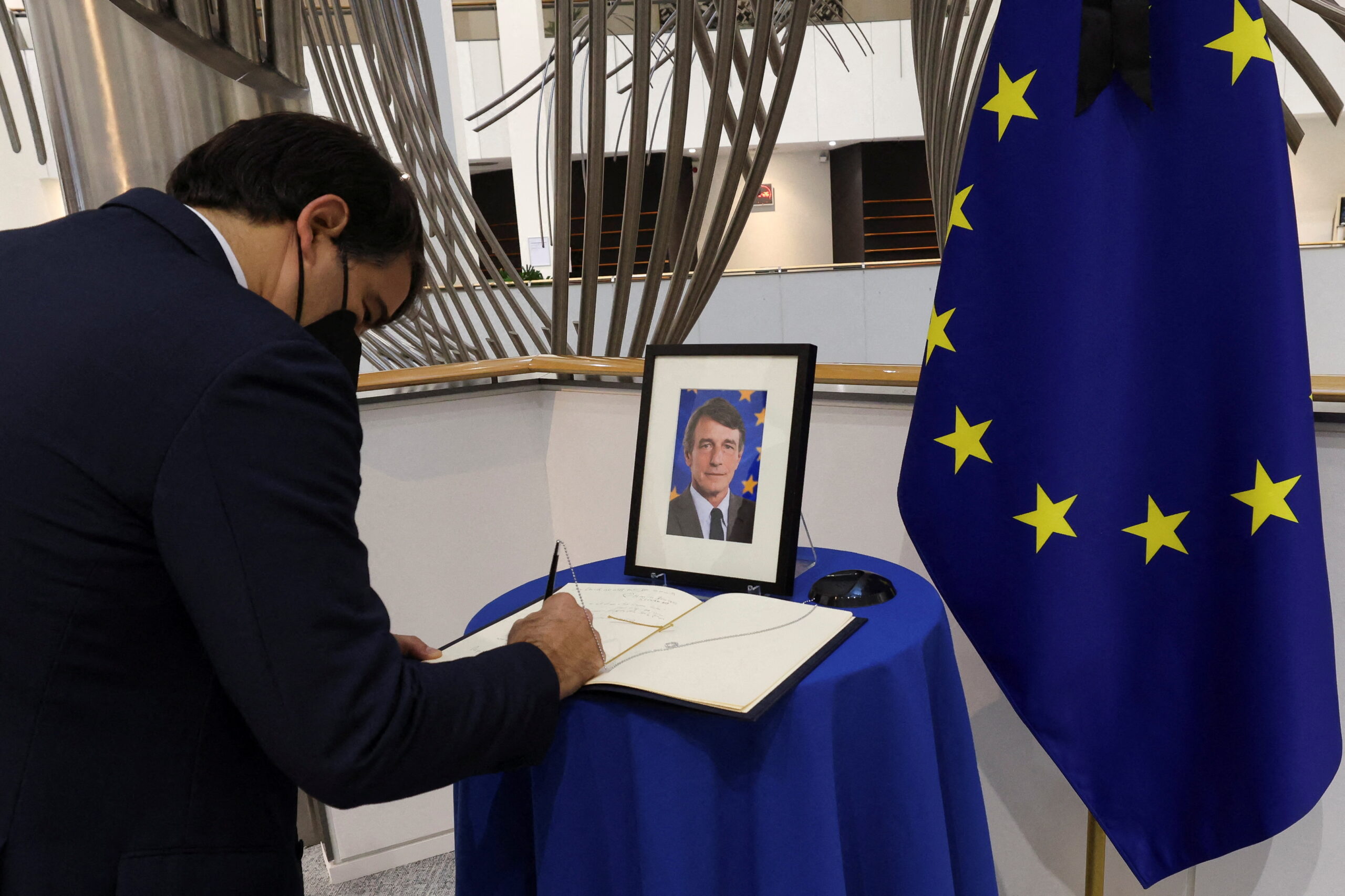 Το Ευρωπαϊκό Κοινοβούλιο τιμά τον Νταβίντ Σασόλι με εκδήλωση στην Ολομέλεια της Δευτέρας