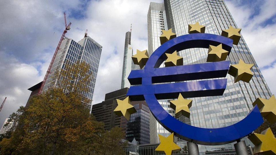 Για κινδύνους στην παγκόσμια ανάπτυξη το 2022 προειδοποιεί η Ευρωπαϊκή Κεντρική Τράπεζα