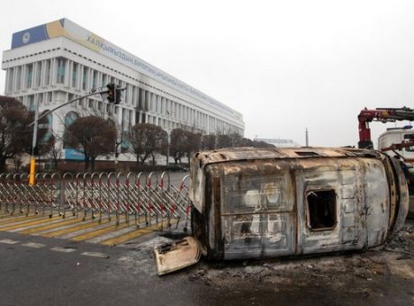 Χιλιάδες συλλήψεις στο Καζακστάν μετά τα δραματικά επεισόδια