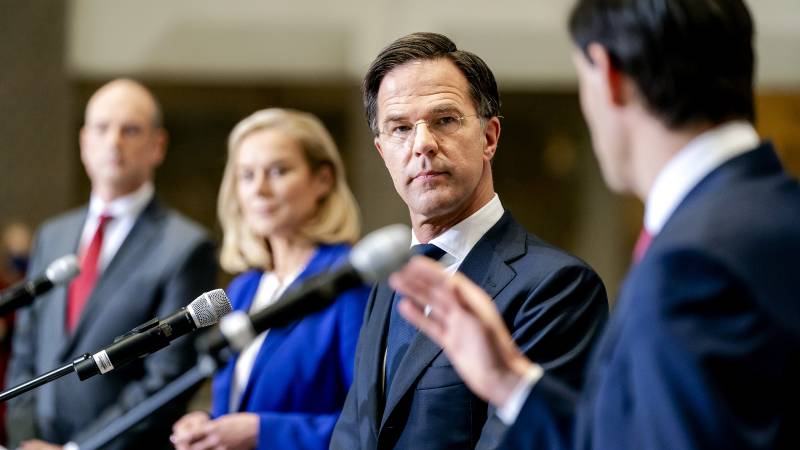 Ολλανδία: Νέα Κυβέρνηση με τα μισά υπουργεία να τα αναλαμβάνουν γυναίκες