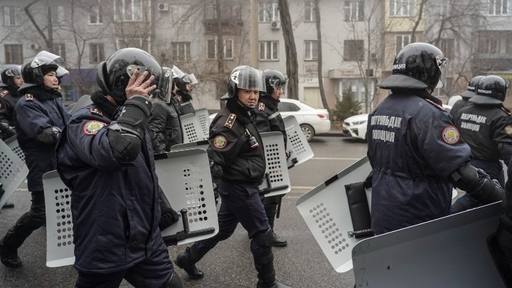 Καζακστάν: Βρέθηκε σώμα αποκεφαλισμένου αστυνομικού