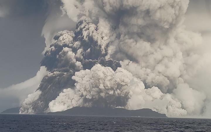 Η έκρηξη του ηφαιστείου Τόνγκα ήταν 500 φορές πιο ισχυρή από την ατομική βόμβα στη Χιροσίμα