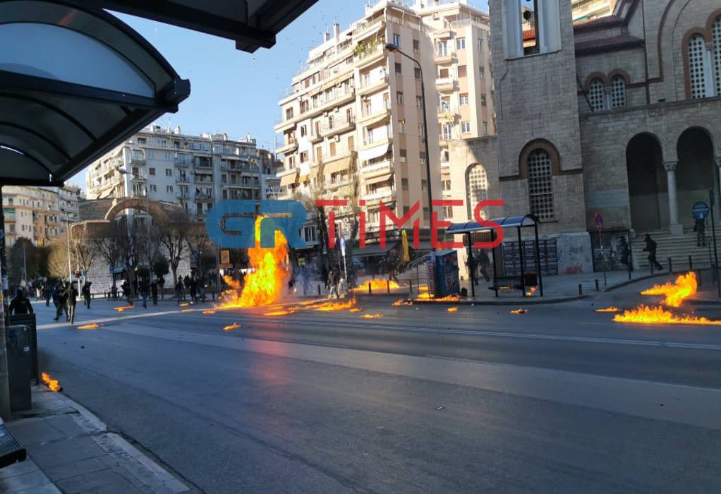 Θεσσαλονίκη: Επεισόδια μετά την πορεία των αντιεξουσιαστών για την κατάληψη στο ΑΠΘ