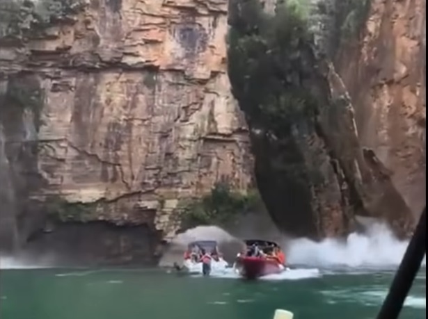 Βραζιλία: Επτά νεκροί και αγνοούμενοι από πτώση βράχου σε τουριστικά σκάφη - Σοκαριστικό βίντεο