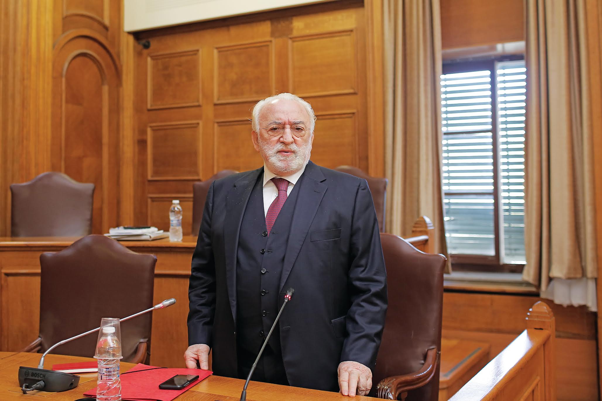 Μήνυση κατά της γραμματέως του Χρ. Καλογρίτσα κατέθεσε ο Ν. Παππάς - «Η συνέχεια στις δικαστικές αίθουσες» απαντά ο επιχειρηματίας