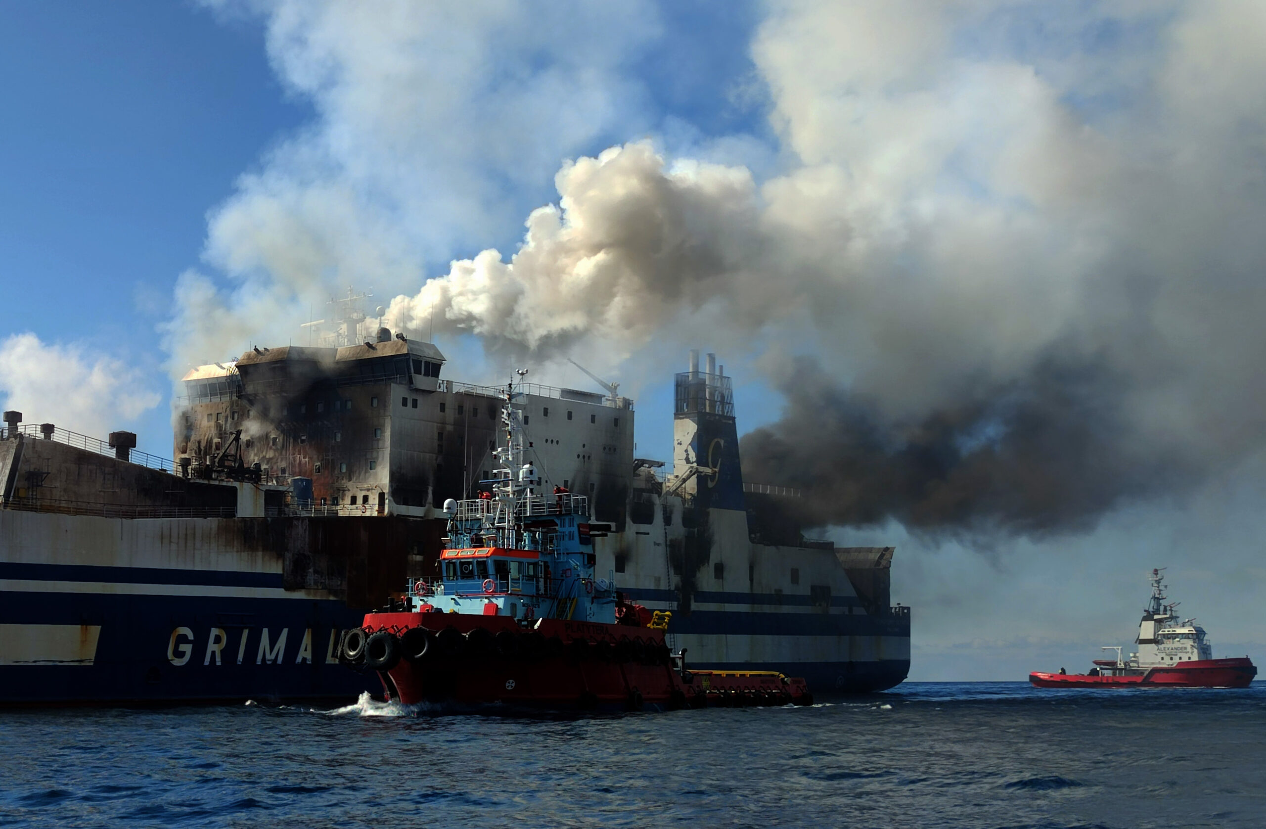 «Euroferry Olympia»: Φως στα αίτια της καταστροφής – Έτσι ξεκίνησε η φωτιά στο πλοίο