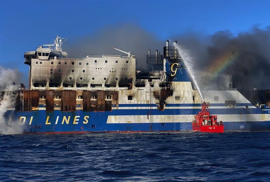 Euroferry Olympia: Εντοπισμός από την ΕΜΑΚ δεύτερου απανθρακωμένου πτώματος στο πλοίο