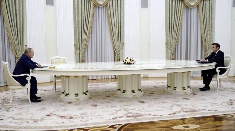 Μακρόν