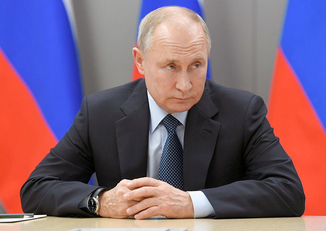 O Πούτιν υπέγραψε διάταγμα που απαγορεύει τις εξαγωγές ορισμένων εμπορευμάτων και πρώτων υλών