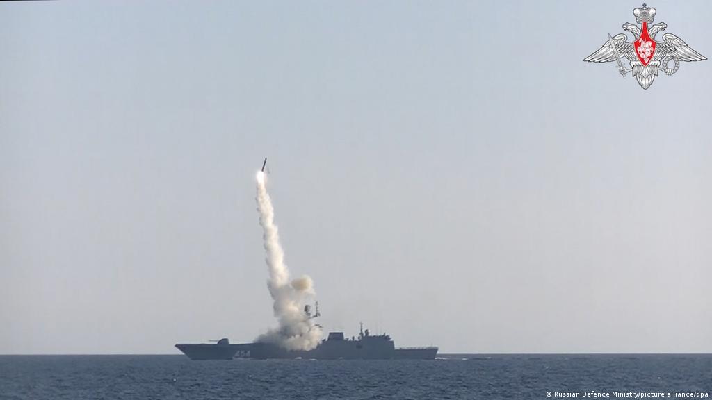 Ρωσία: Έπληξε την Ουκρανία με πυραύλους Κρουζ από τη Μαύρη Θάλασσα και την Κασπία