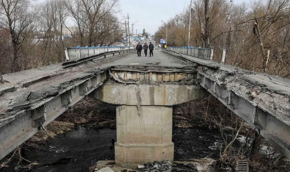 Ουκρανία: 9 νεκροί και 57 τραυματίες μετά την πυραυλική επίθεση σε στρατιωτική βάση στο Γιαβορίβ