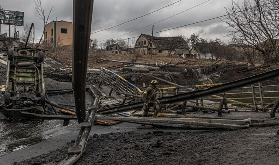 Ουκρανία: Στα προάστια του Κιέβου οι Ρώσοι - Τουλάχιστον 13 νεκροί άμαχοι στο Μακαρίβ