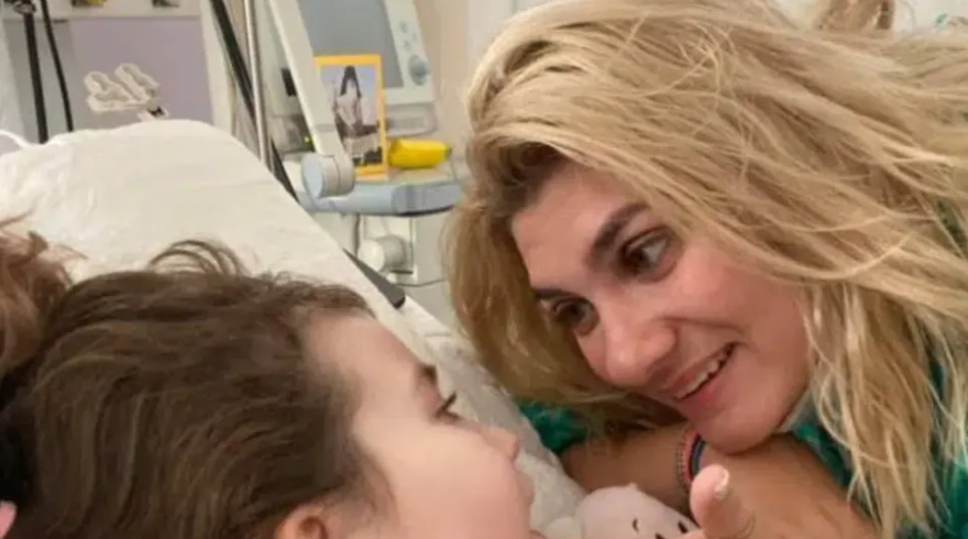 Πάτρα: Τι λέει η μητέρα για τις εκδορές στη μύτη της Μαλένας και τον ερεθισμό στο στόμα της Ίριδας – Τι ψάχνουν οι ιατροδικαστές (βίντεο)