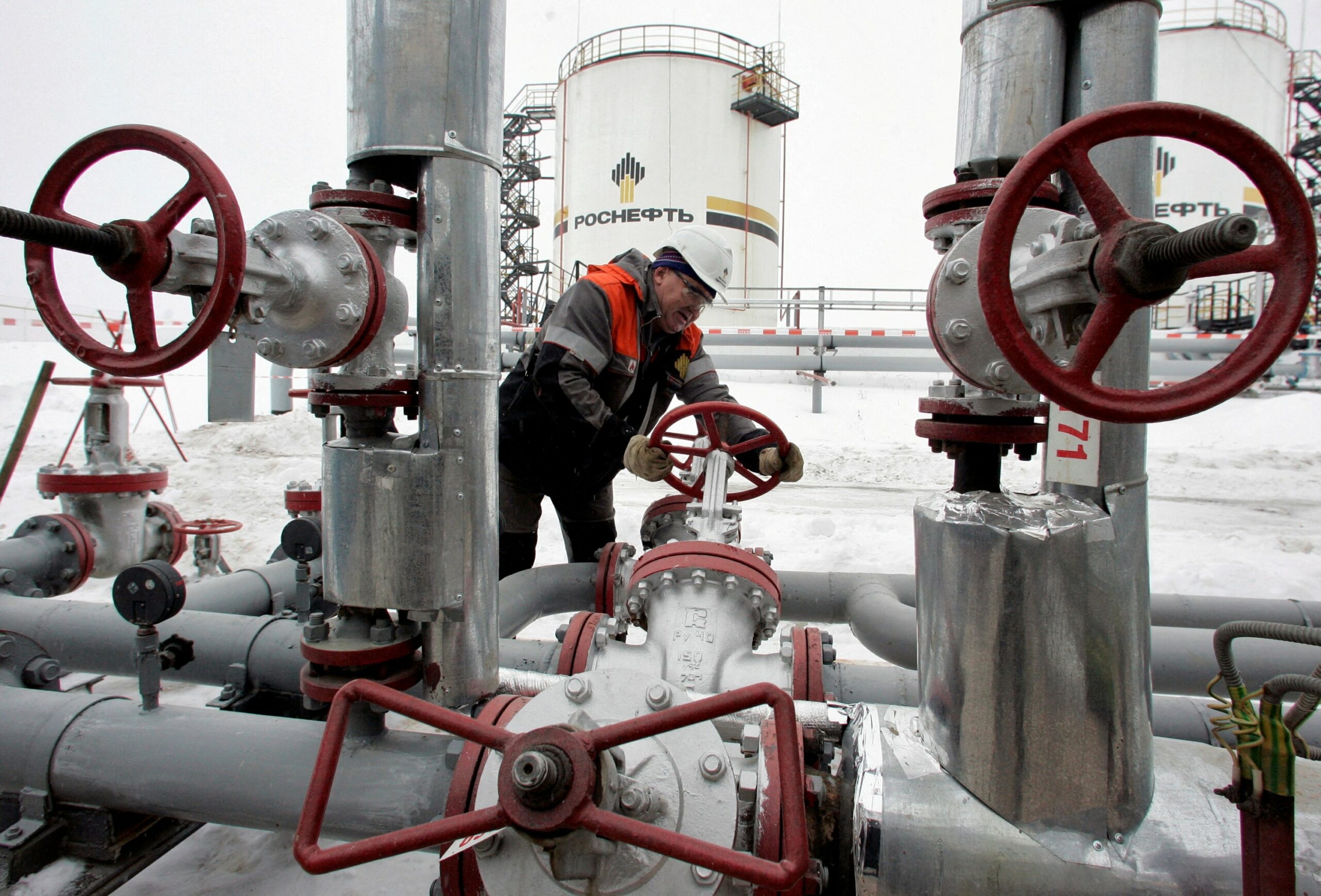 Ρωσία: Υπόσχεται πετρέλαιο σε καλές τιμές για «φιλικές χώρες»