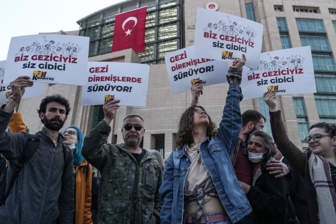 Ερντογάν: "Ο Οσμάν Καβαλά ήταν ο 'Σόρος της Τουρκίας' που βρισκόταν πίσω από τις ταραχές στο πάρκο Γκεζί"