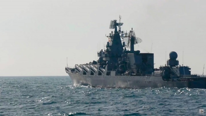 Ρωσία: Ο αρχηγός του Πολεμικού Ναυτικού συναντήθηκε με μέλη του πληρώματος του Moskva
