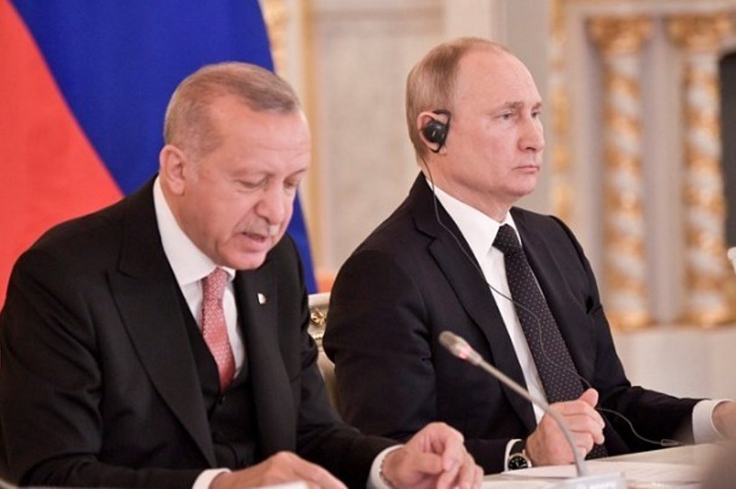 Ρωσία-Τουρκία: Η ασφάλεια της ναυσιπλοΐας στη Μαύρη Θάλασσα και οι εξαγωγές σιτηρών στο επίκεντρο των συνομιλιών Πούτιν-Ερντογάν