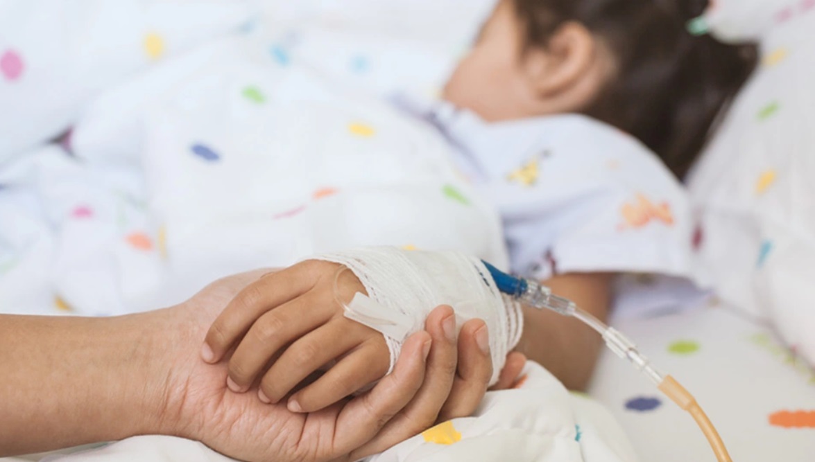Ηπατίτιδα : Εάν χρειαστεί παιδί μεταμόσχευση ήπατος θα πάει στην Ιταλία