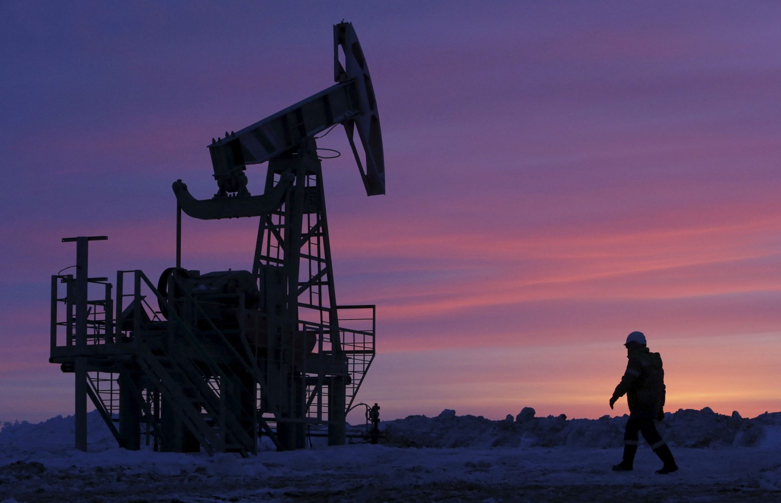 Πτώση παραγωγής πετρελαίου εξετάζει ο ΟΠΕΚ , εν μέσω αντιδράσεων από τις ΗΠΑ