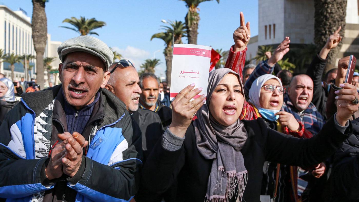 Τυνησία: Η χώρα θα συγκροτήσει επιτροπή για την κατάρτιση Συντάγματος