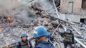 Ουκρανία: Ο Ζελένσκι ανακοίνωσε 60 νεκρούς στον βομβαρδισμό του σχολείου