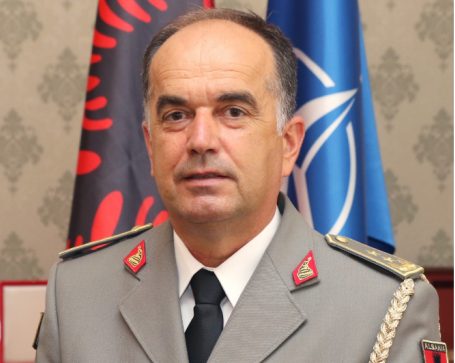 Αλβανία: Ένας στρατηγός στην προεδρία της χώρας -Δεν βρέθηκε πρόσωπο κοινής αποδοχής