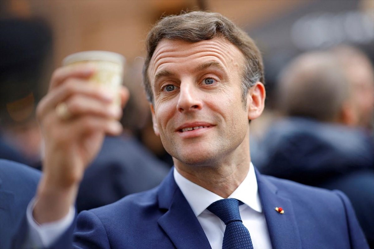 Γαλλία: Δύσκολη εξίσωση η απόλυτη κοινοβουλευτική πλειοψηφία για τον Μακρόν