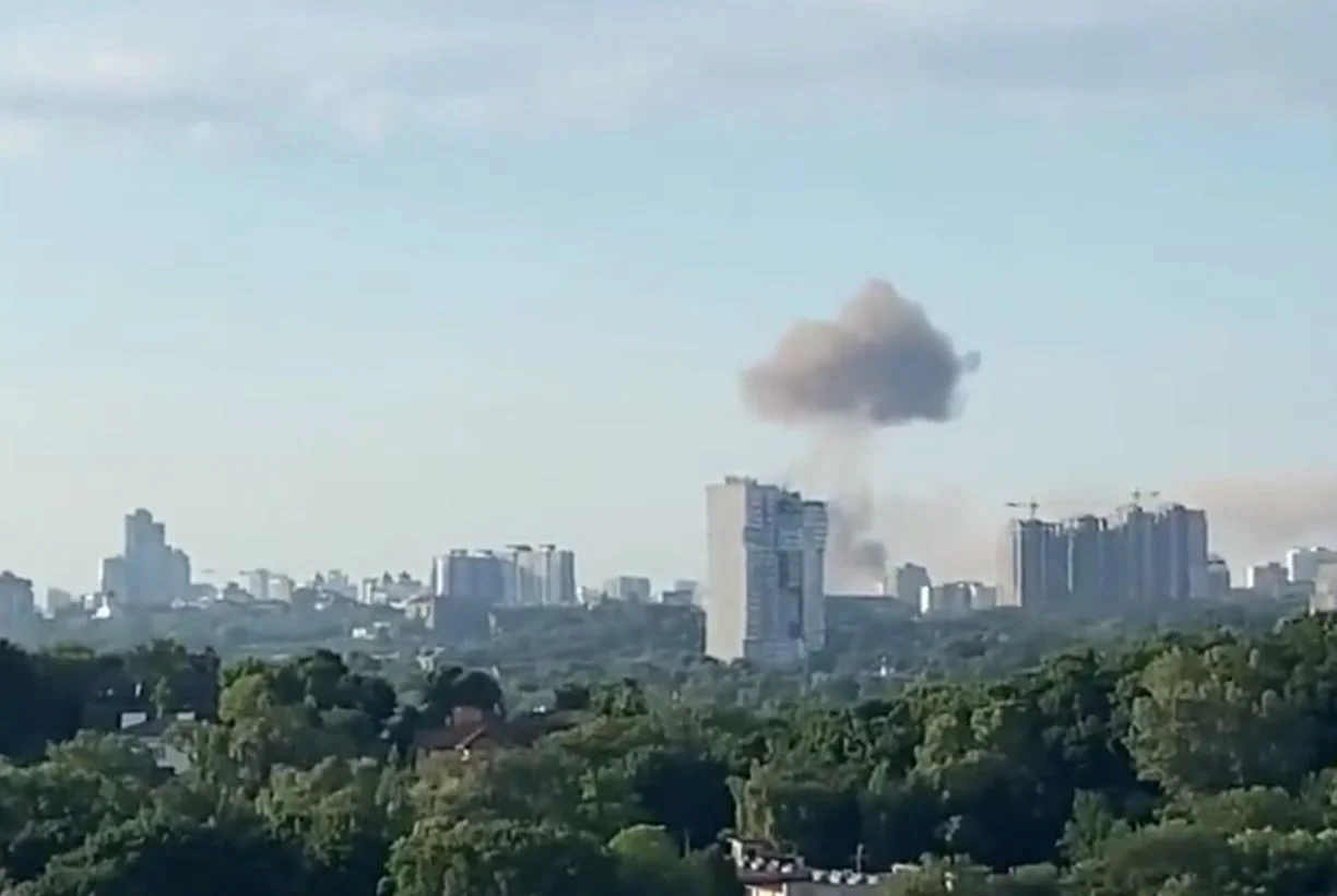 Πόλεμος στην Ουκρανία: Μπαράζ εκρήξεων στο Κίεβο