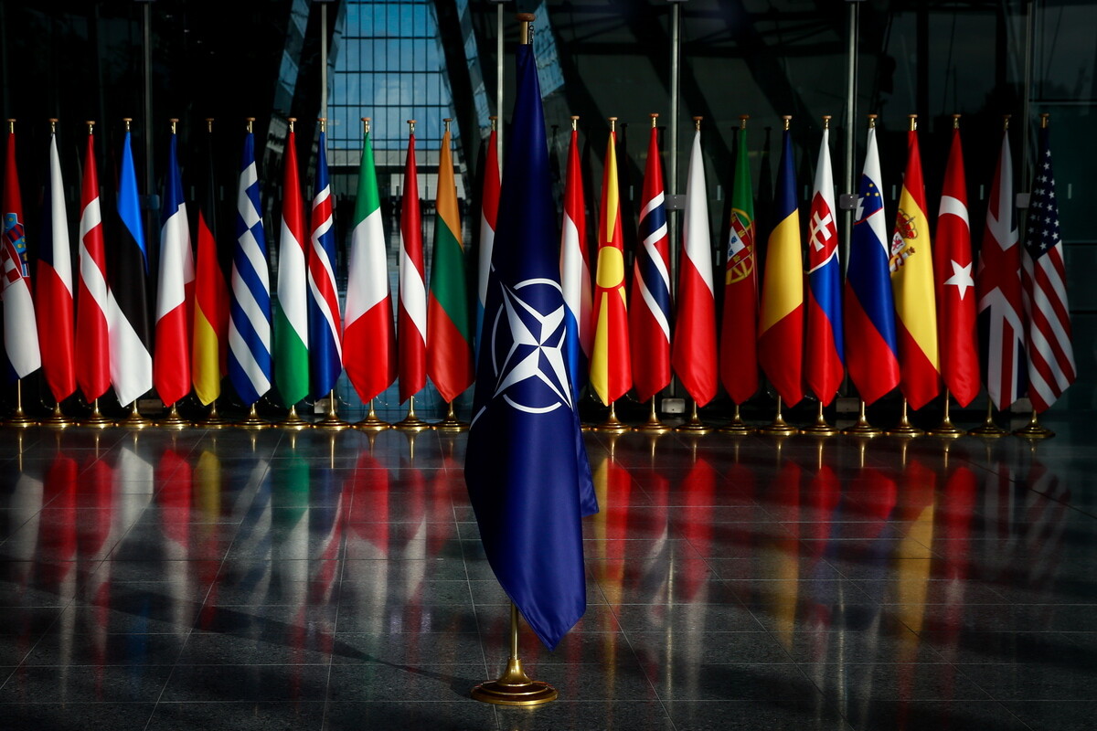 Στόλτενμπεργκ: Οι πόρτες του ΝΑΤΟ παραμένουν ανοιχτές - Απορρίπτεται η προσάρτηση ουκρανικών εδαφών από τη Ρωσία