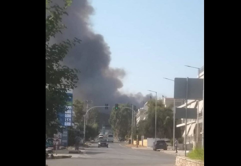 Μεγάλη πυρκαγιά σε αγροτοδασική έκταση στον Δήμο Μάνδρας - Εντολή εκκένωσης δύο οικισμών - Ποιοι δρόμοι έκλεισαν
