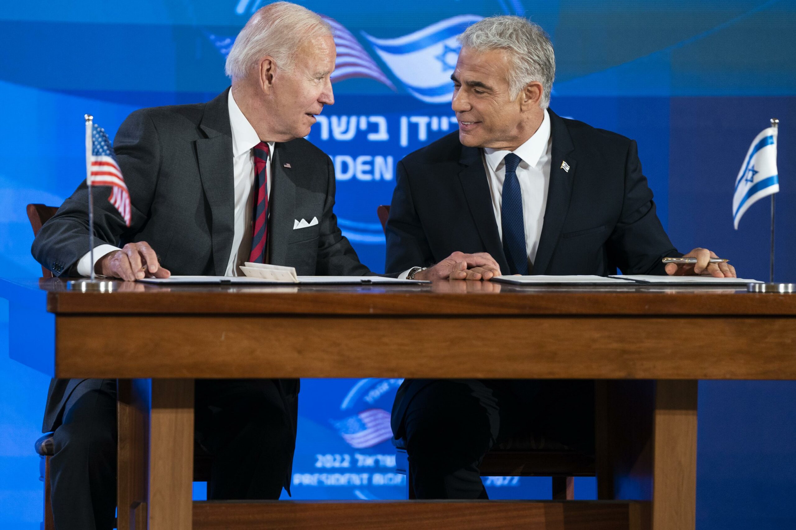 Μπάιντεν και Λαπίντ υπέγραψαν τη «Διακήρυξη της Ιερουσαλήμ»: Δέσμευση ότι δεν θα αποκτήσει πυρηνικά το Ιράν