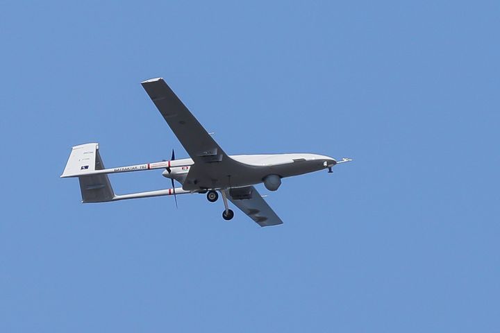 Αντι-drone «ομπρέλα» στο Αιγαίο που «τρελαίνει» τα Bayraktar