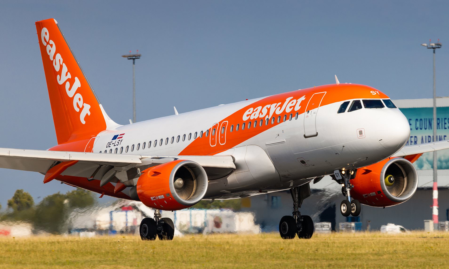 Ισπανία: 14 πτήσεις της Easyjet ακυρώθηκαν λόγω απεργίας των πιλότων