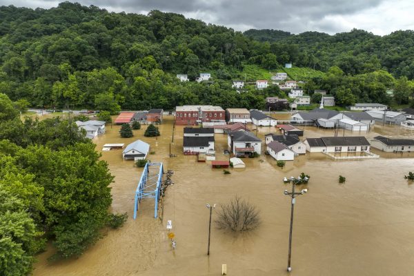 ΗΠΑ: Βιβλική καταστροφή με νεκρούς από τις πλημμύρες στο Κεντάκι