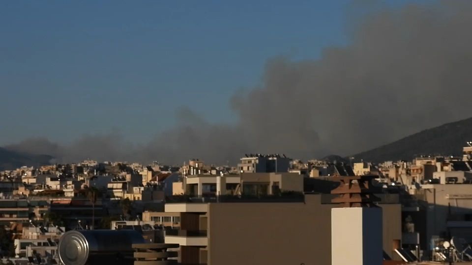 Φωτιά σε Πεντέλη - Ντράφι: Οδοιπορικό του eReportaz στην περιοχή (βίντεο)