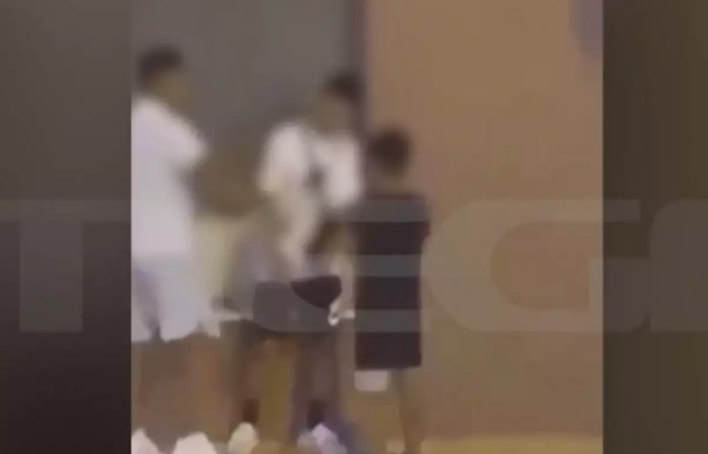 Πύργος: Βίντεο ντοκουμέντο από την άγρια επίθεση σε 14χρονο – Τον χτυπούσαν δίχως έλεος