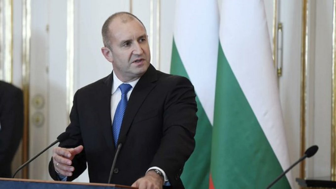 Βουλγαρία: Ο πρόεδρος προκηρύσσει πρόωρες εκλογές για τις 2 Οκτωβρίου, διορίζει υπηρεσιακή κυβέρνηση