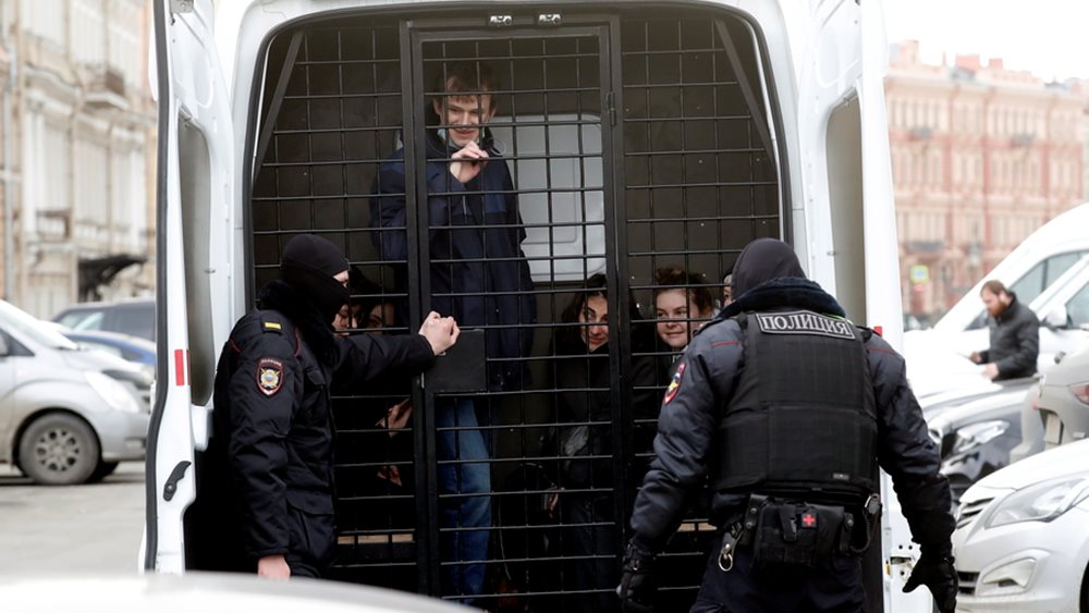 Ρωσία: Συγκρούσεις μεταξύ αστυνομικών και πολιτών που εναντιώνονται στην επιστράτευση