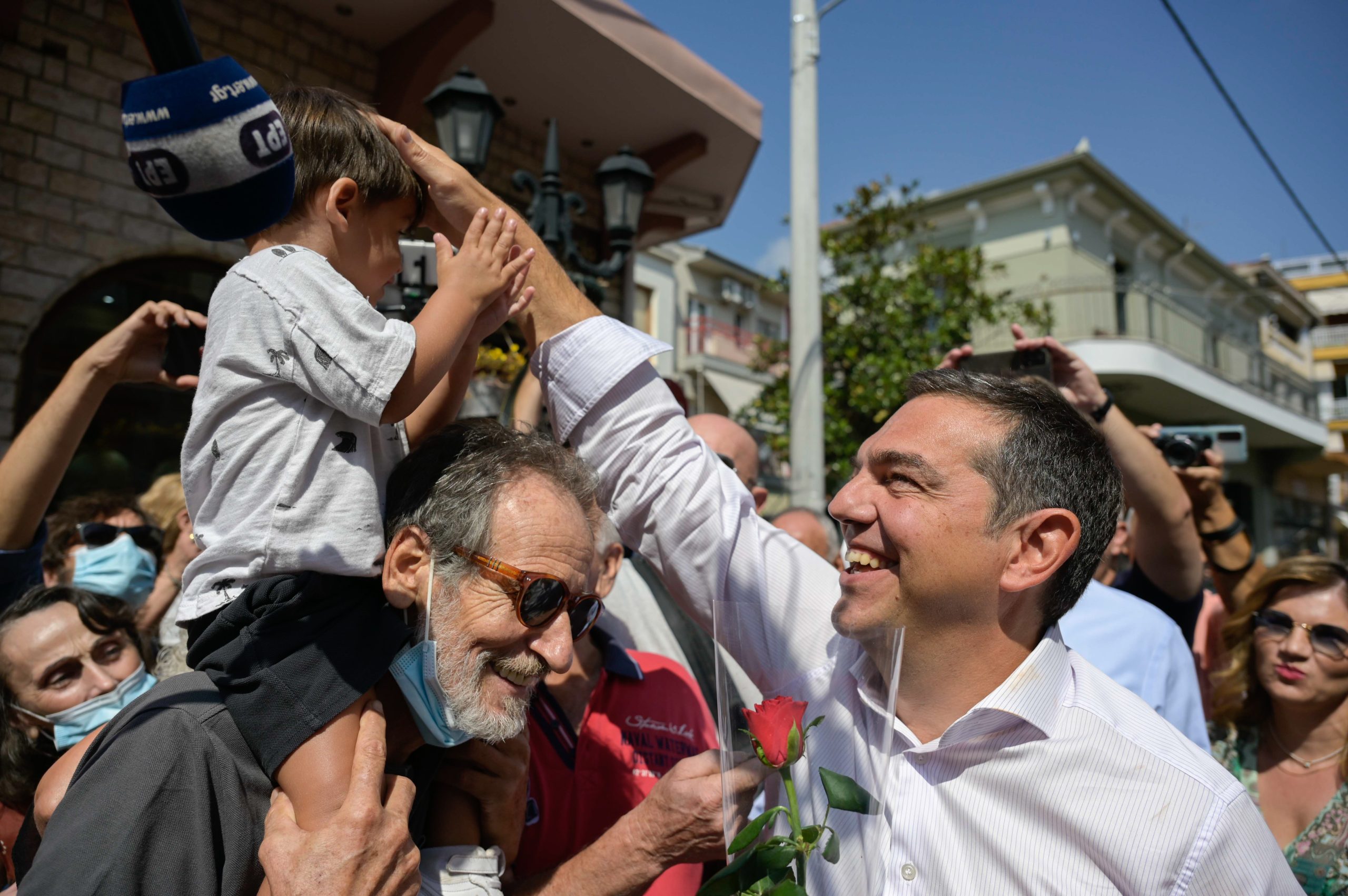 Τσίπρας: Ο κ. Μητσοτάκης ακούει τις συνομιλίες των αντιπάλων του, αλλά όχι την απόγνωση της κοινωνίας