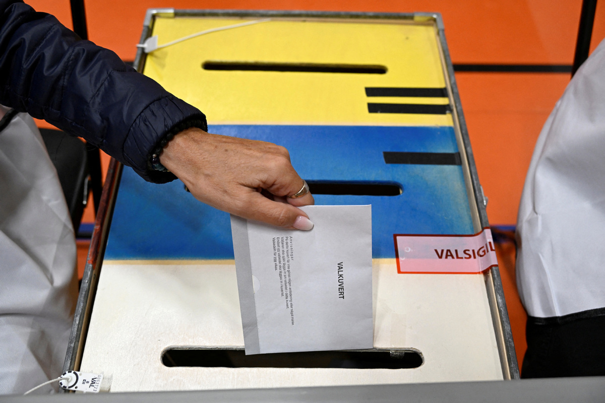 Σουηδία: Το αποτέλεσμα των εκλογών επιβεβαιώθηκε επισήμως και δείχνει την οριακή νίκη του μπλοκ της δεξιάς