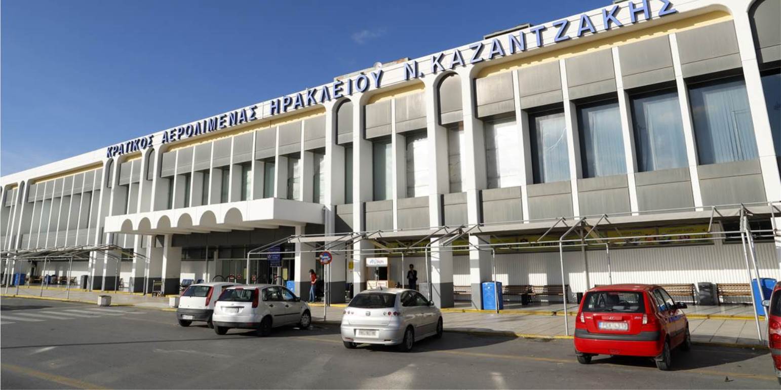 Ηράκλειο: Σαράντα αλλοδαποί συνελήφθησαν για πλαστογραφία πιστοποιητικών στο αεροδρόμιο, από 5 έως 11/9