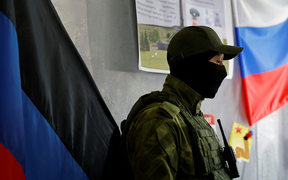 ια προδοσία θα κατηγορηθούν οι Ουκρανοί που εμπλέκονται στα δημοψηφίσματα