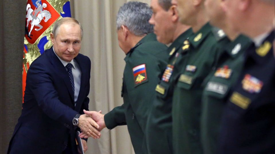 New York Times - Ουκρανία: Στα «μαχαίρια» ο Πούτιν με τον στρατό του