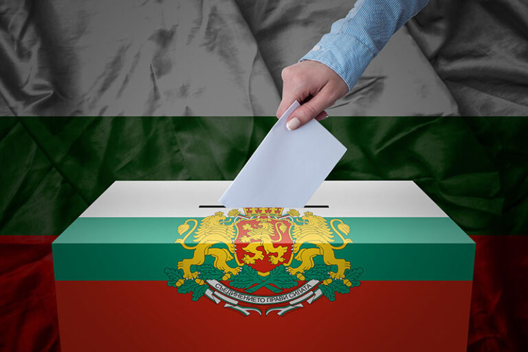 Εκλογές στη Βουλγαρία: Οι δημοσκοπήσεις, οι αναλυτές και η επίδραση του πολέμου στην Ουκρανία