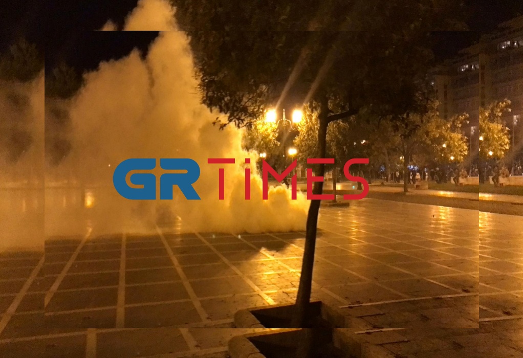 Θεσσαλονίκη: Επεισόδια μεταξύ διαδηλωτών και αστυνομικών στο τέλος πορείας μελών του αντιεξουσιαστικού χώρου